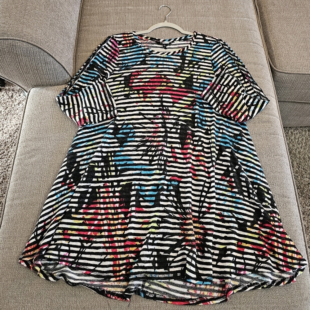 John Mark Black White Striped Abstract Casual Colorful Top Tunic Size Large